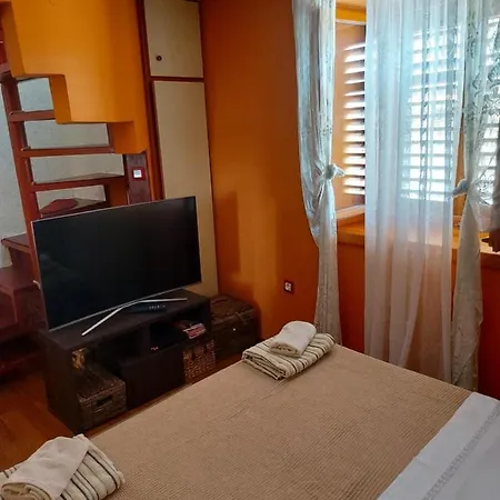 Apartment Lili Sibenik Exterior photo