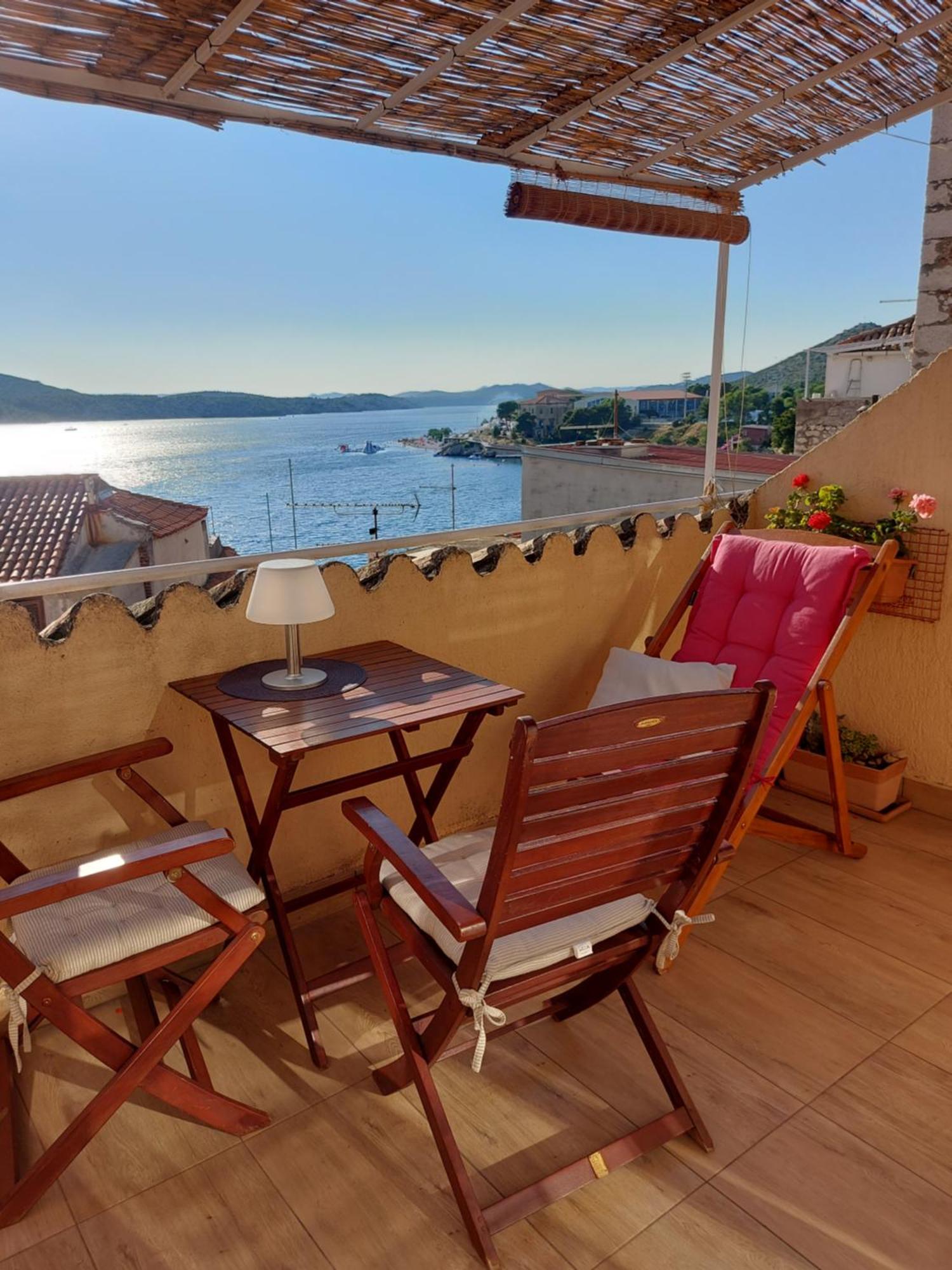 Apartament Lili *